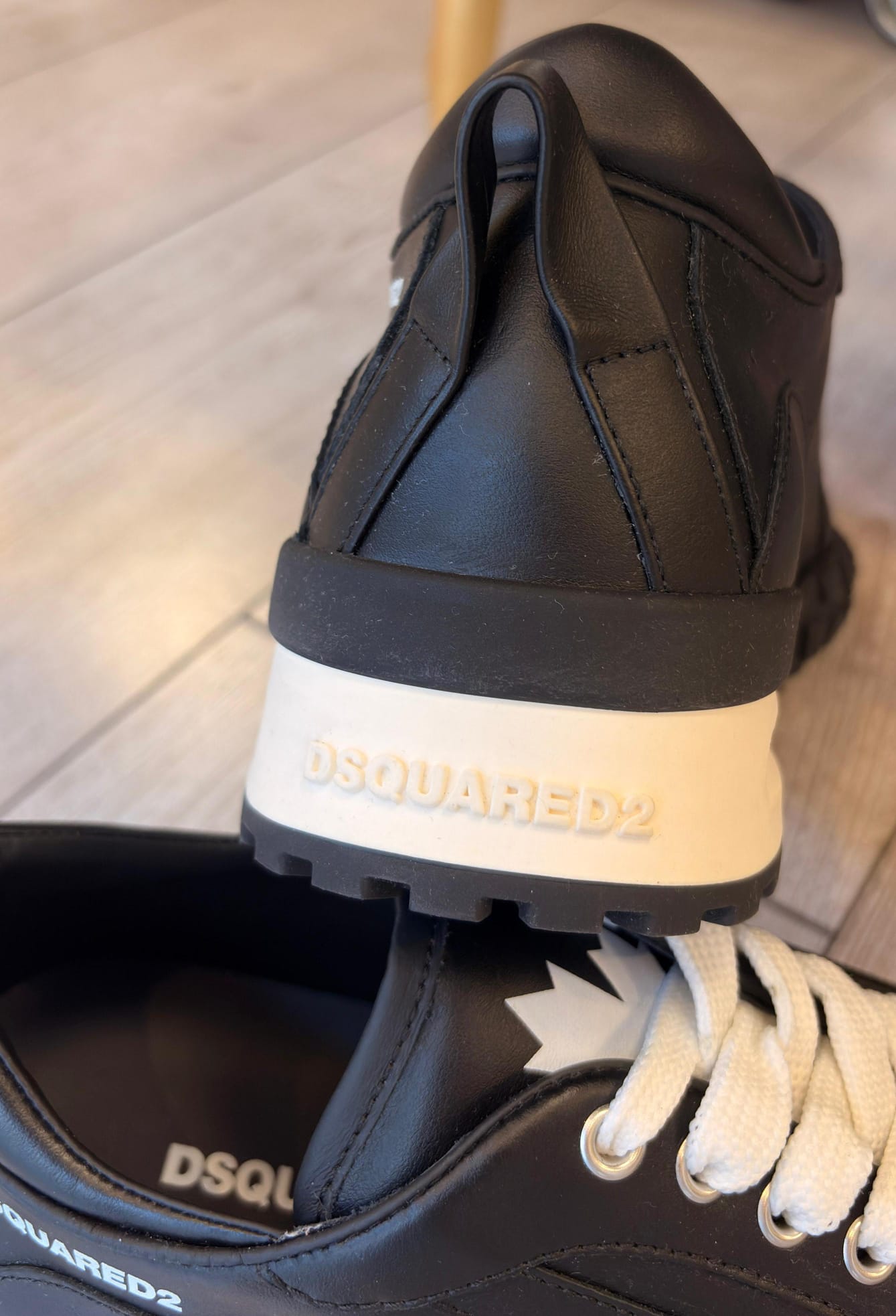 DSQUARED2 - SCARPA -DONNA